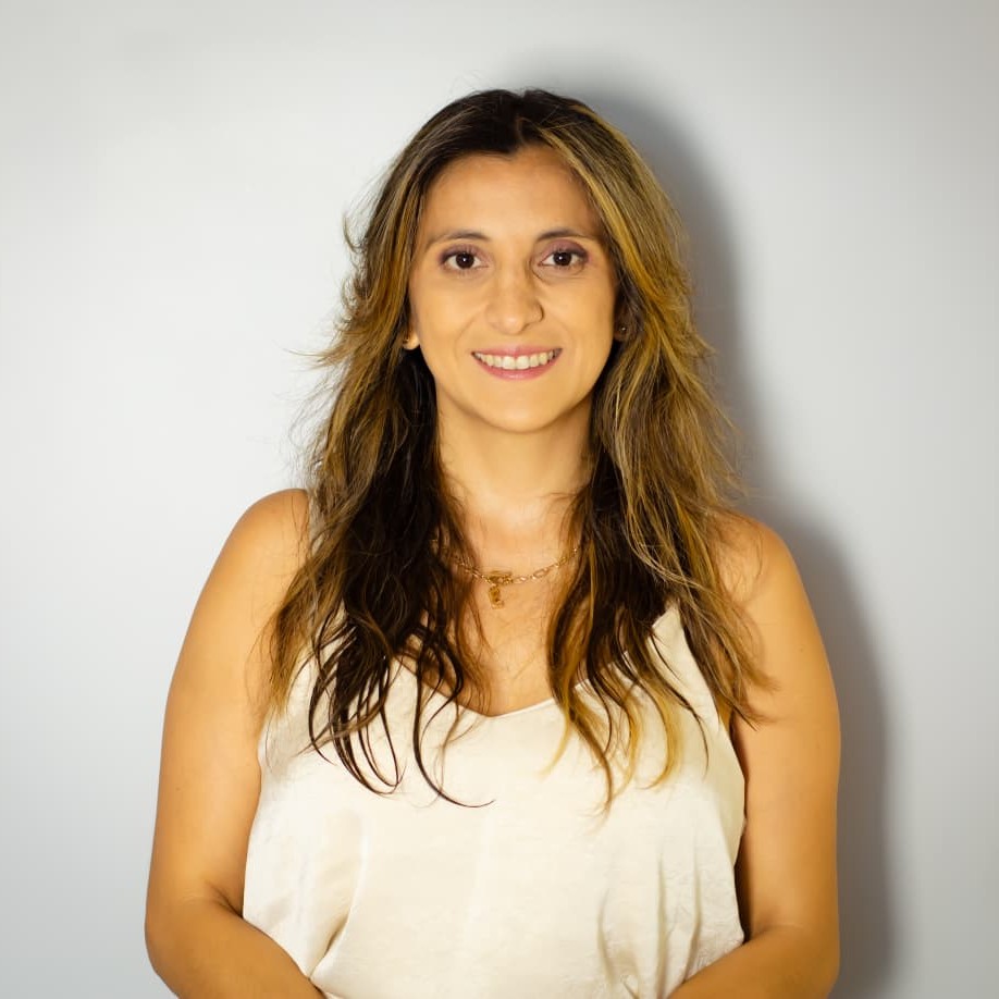 ÉRICA BEATRIZ<br>PEREYRA FERNÁNDEZ